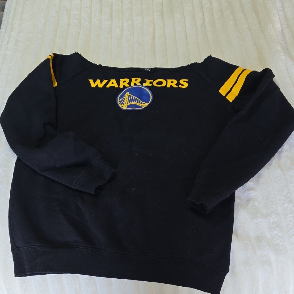 Warriors Black and Yellow Sweatshirt